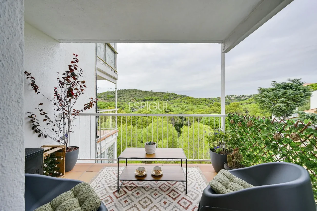 Отремонтированная квартира с видом на море в Плайя-де-Аро