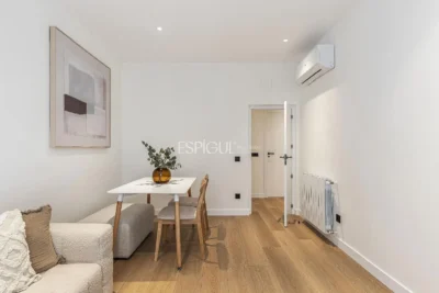 Appartement rénové dans la Calle Francisco Silvela, Lista