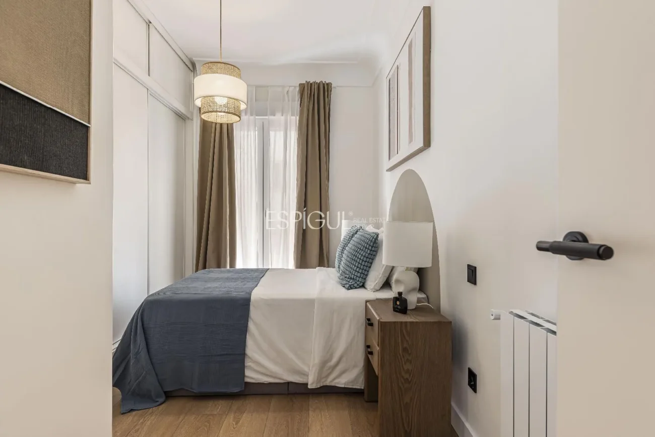 Appartement rénové dans la Calle Francisco Silvela, Lista