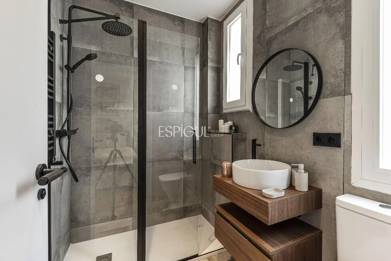 Appartement rénové dans la Calle Francisco Silvela, Lista