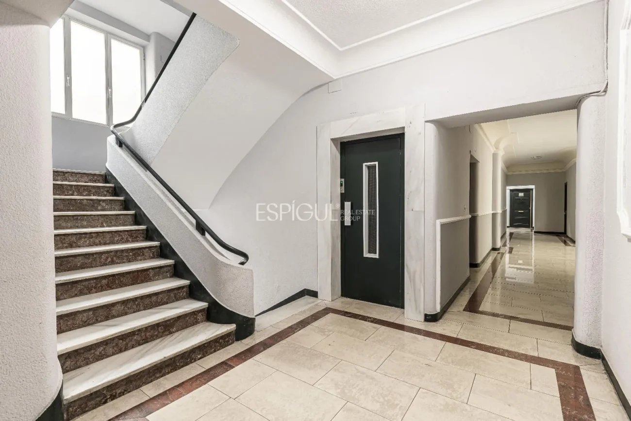 Appartement rénové dans la Calle Francisco Silvela, Lista