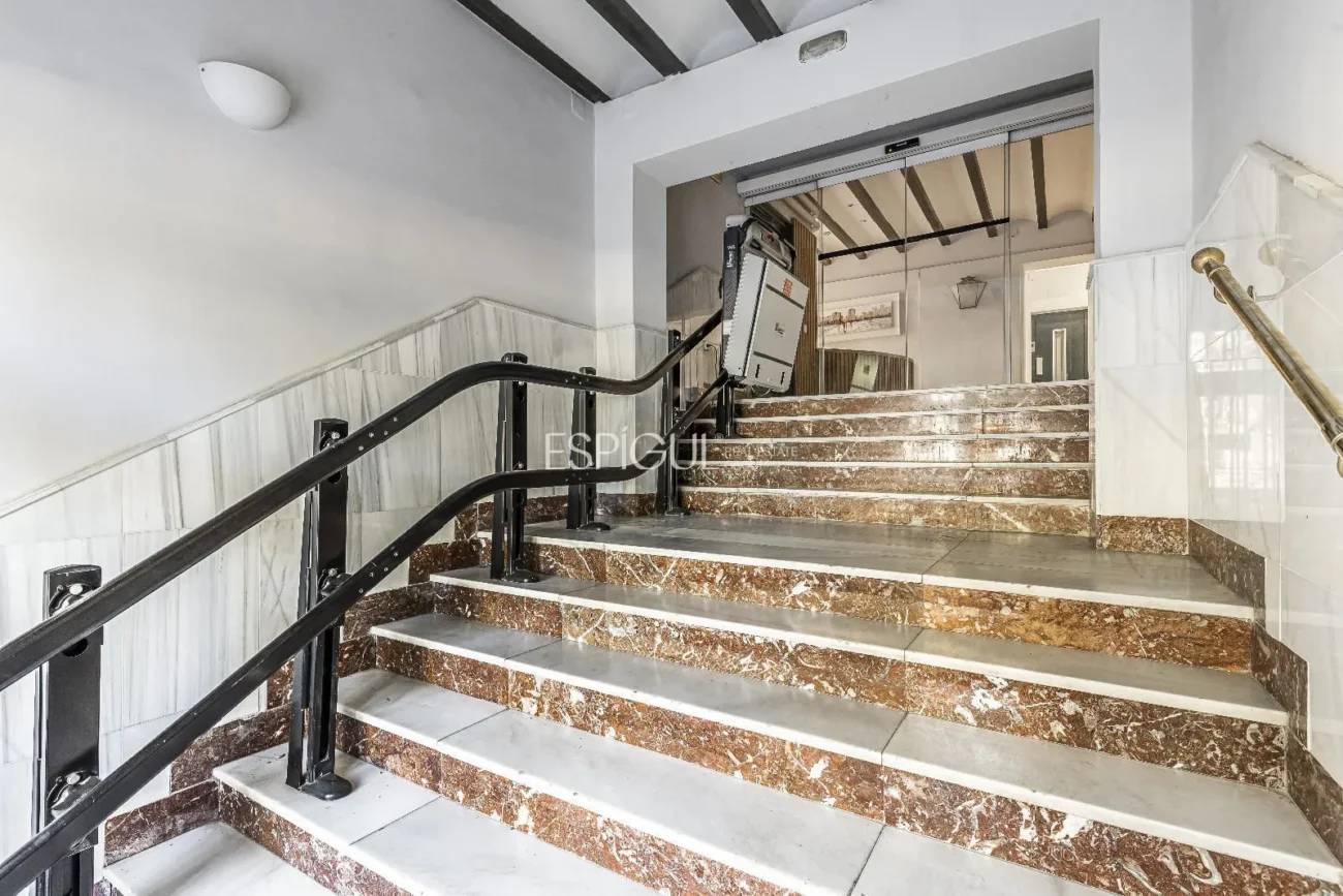 Appartement rénové dans la Calle Francisco Silvela, Lista