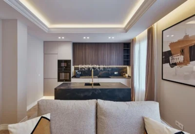 Piso reformado en Calle General Diaz Porlier, Barrio de Salamanca