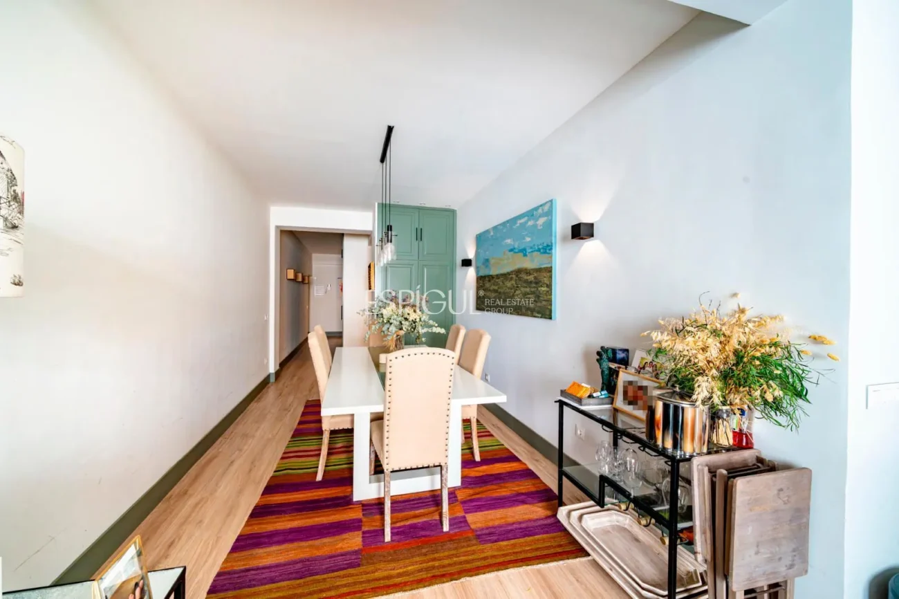 Renovated Apartment for Sale in Calle Conde De Peñalver, Barrio De Salamanca