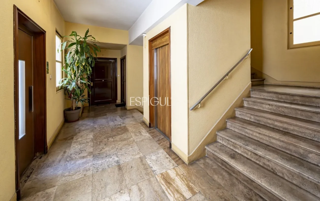 Renovated Apartment for Sale in Calle Conde De Peñalver, Barrio De Salamanca