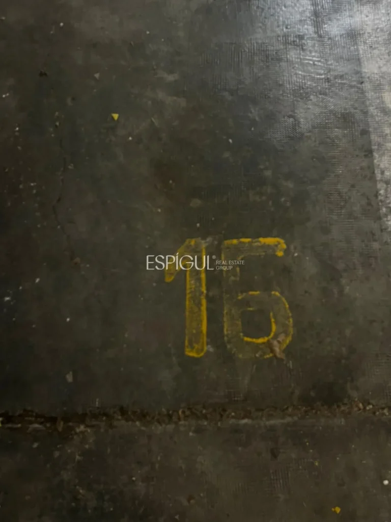 Parking Space for Sale in Fontajau 1