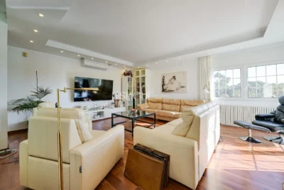 Preciosa casa en Palau – Girona