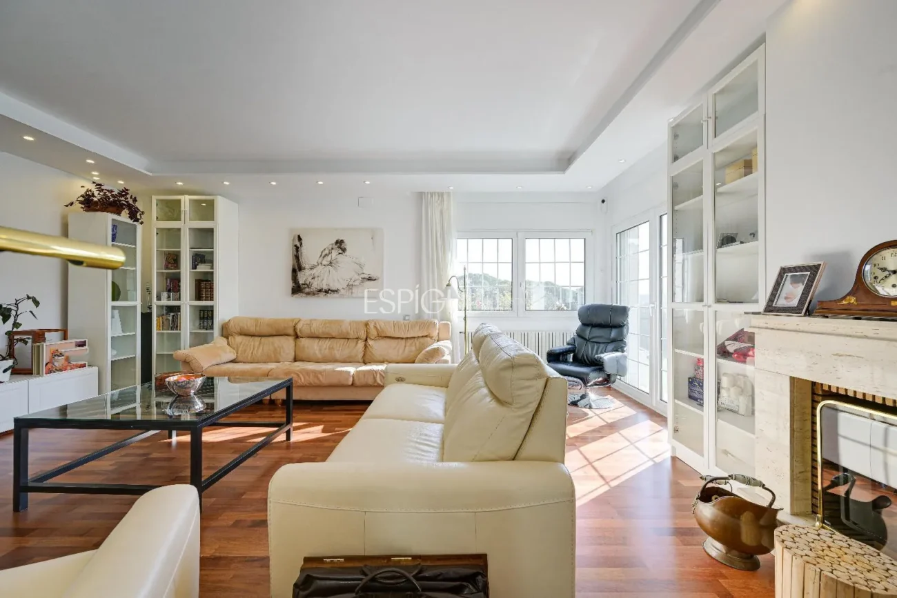 Preciosa casa en Palau – Girona