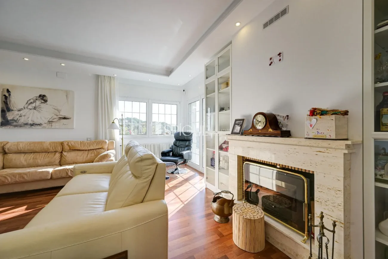 Preciosa casa en Palau – Girona