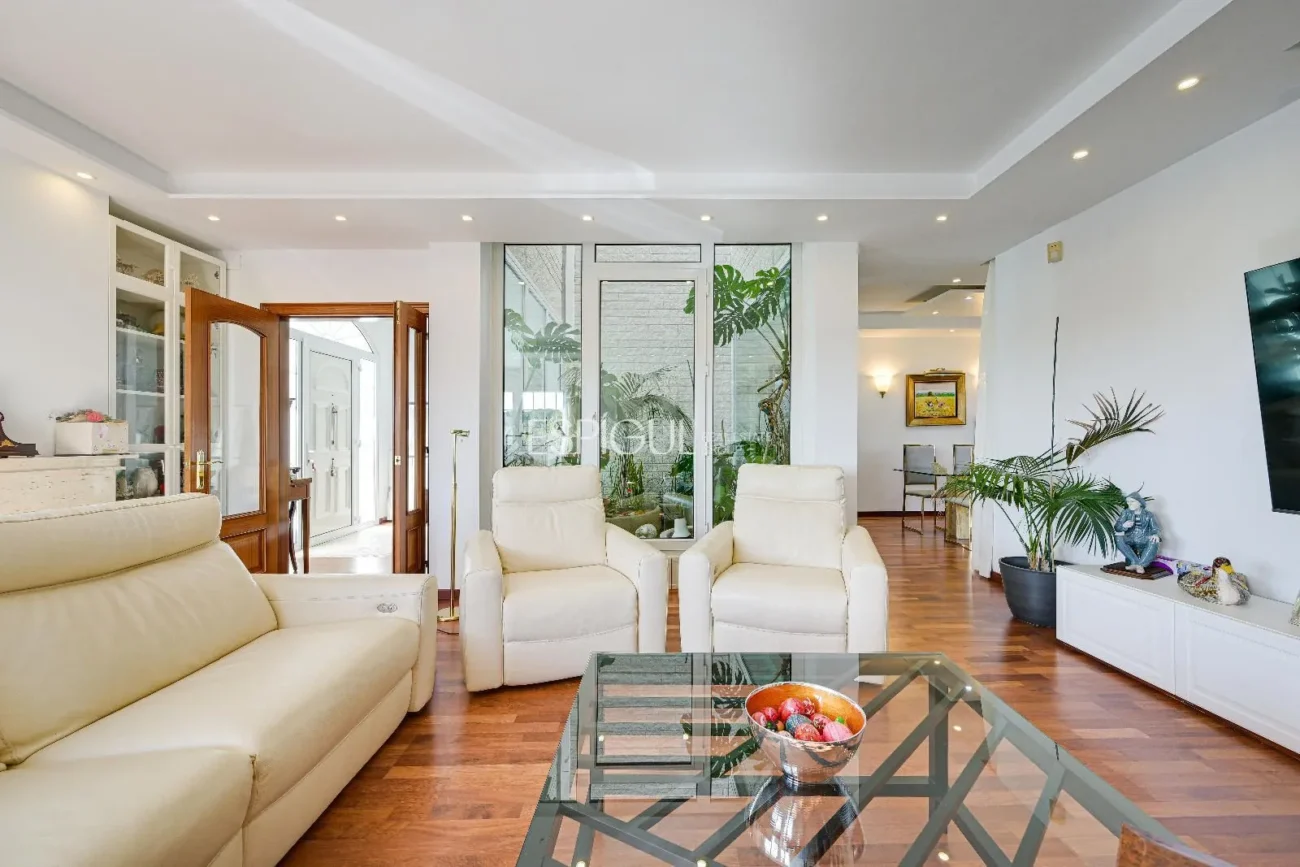 Preciosa casa en Palau – Girona