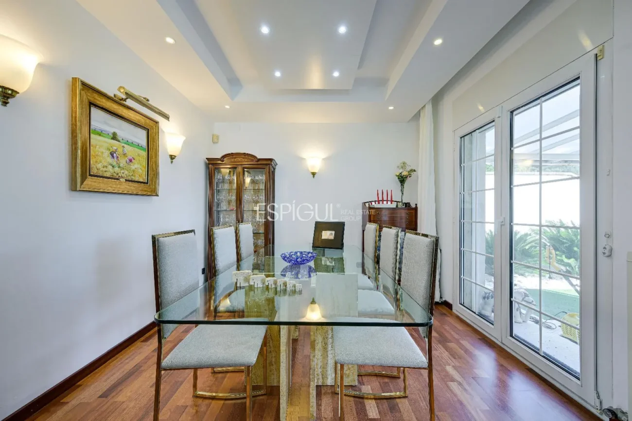 Preciosa casa en Palau – Girona