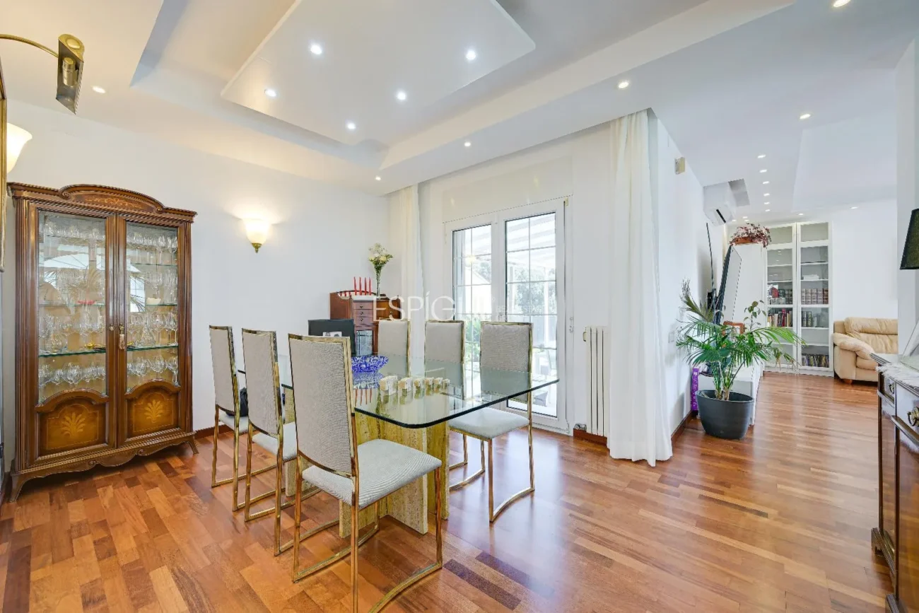 Preciosa casa en Palau – Girona