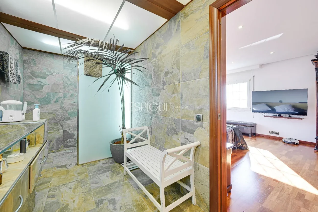 Preciosa casa en Palau – Girona