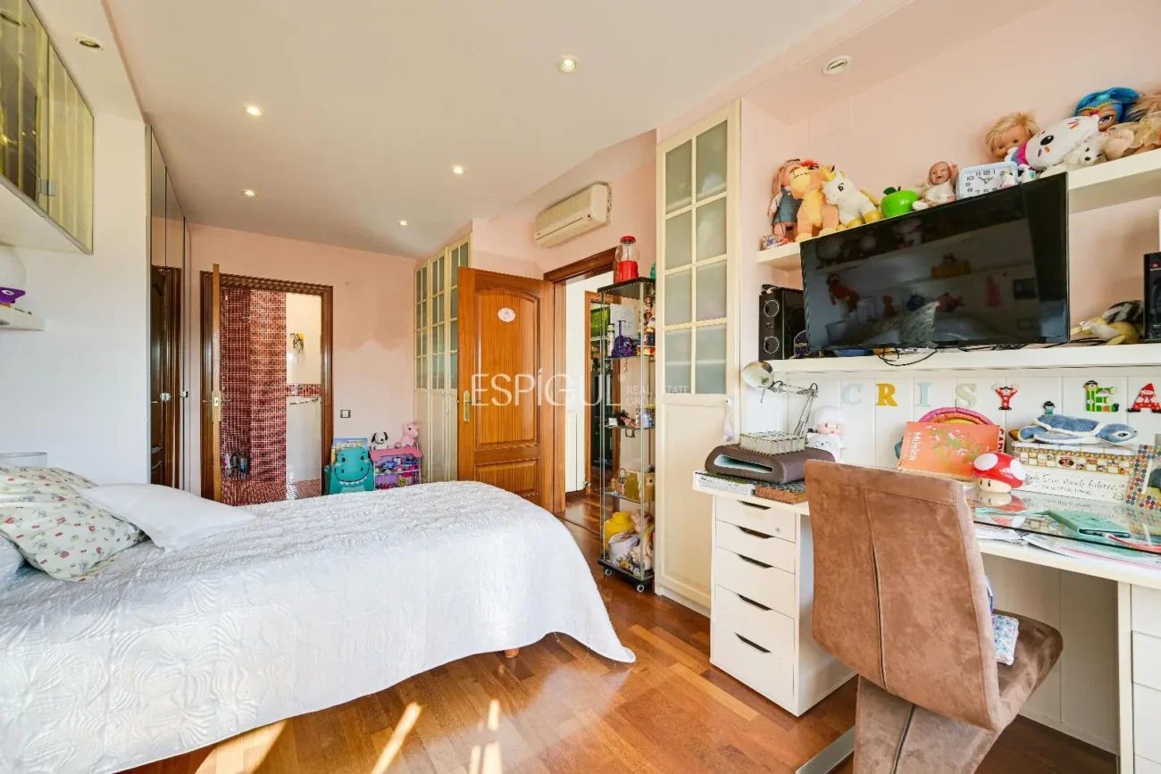 Preciosa casa en Palau – Girona