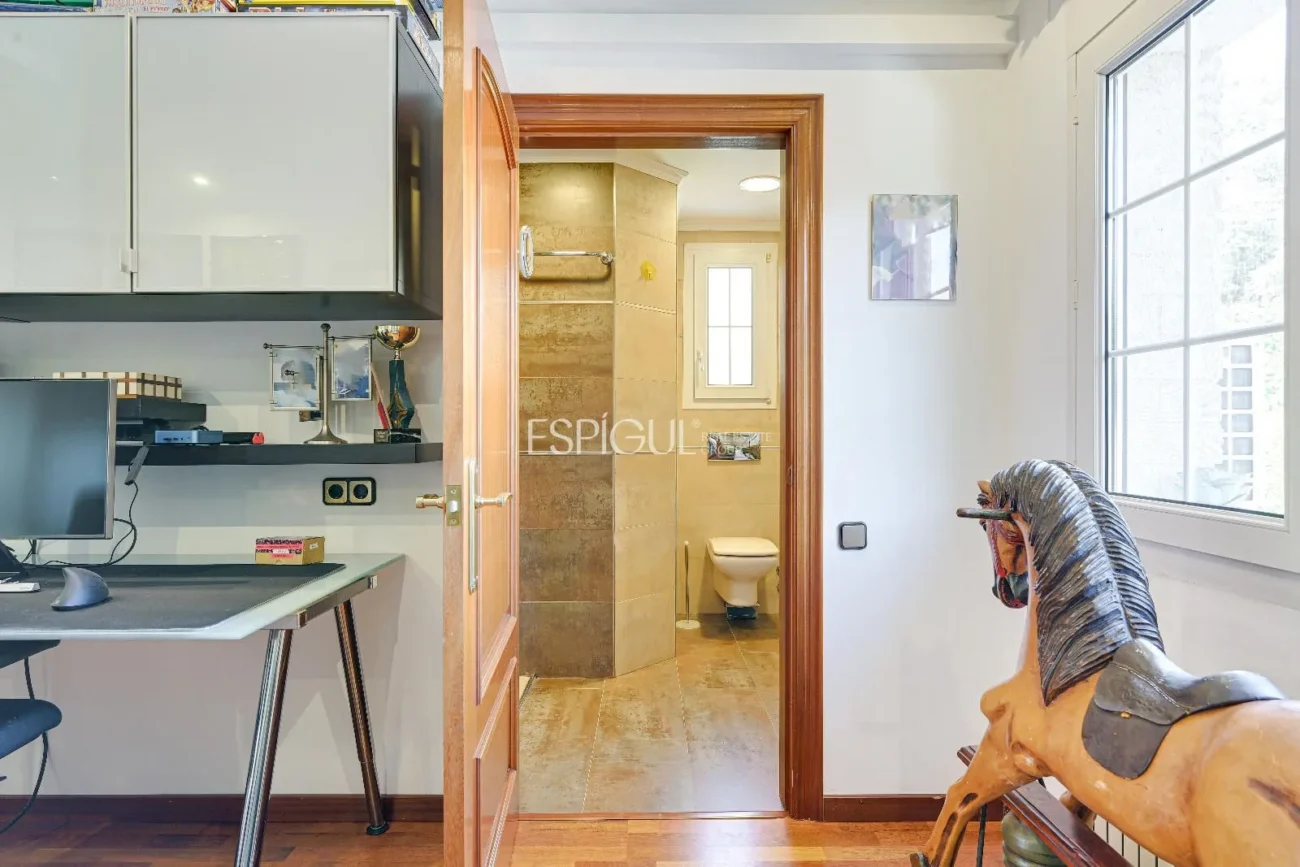 Preciosa casa en Palau – Girona