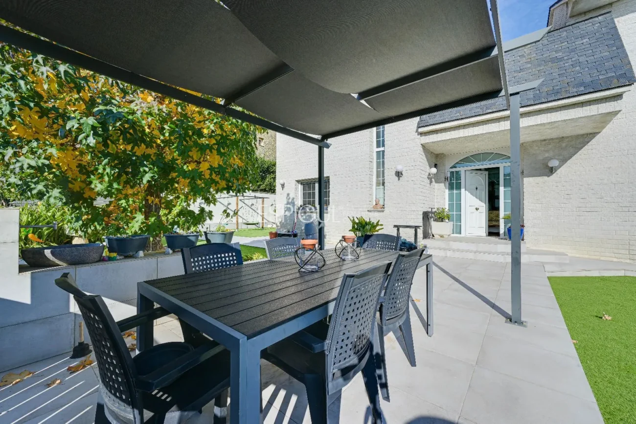 Preciosa casa en Palau – Girona