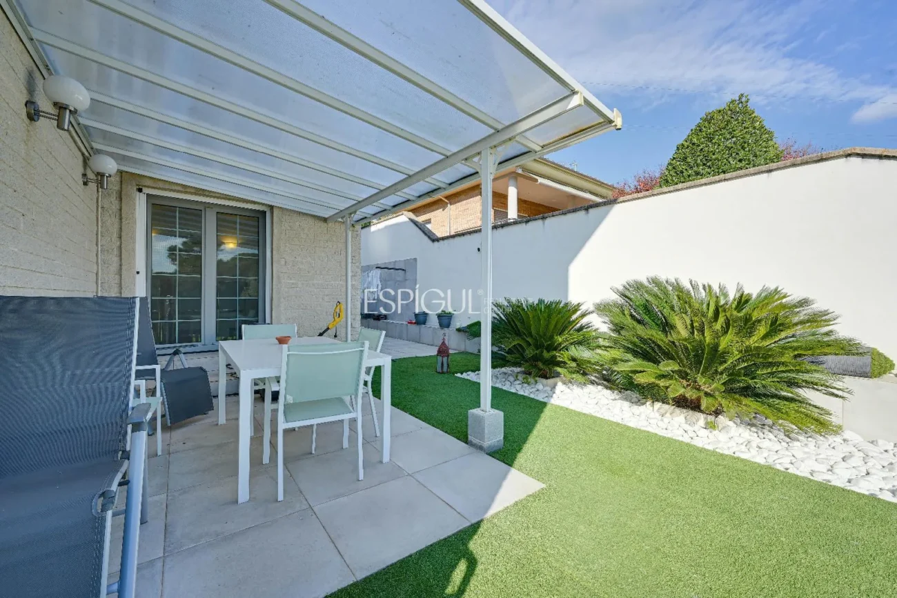 Preciosa casa en Palau – Girona