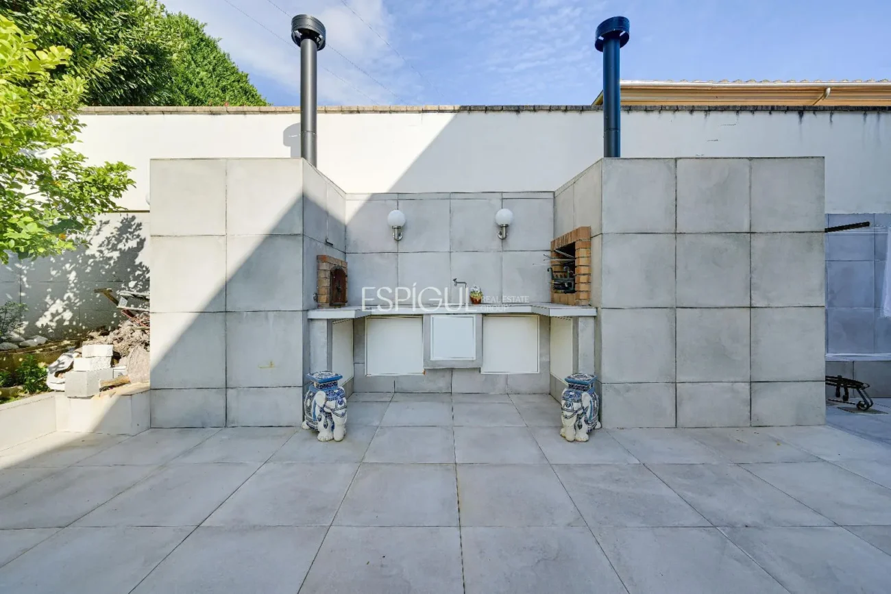 Preciosa casa en Palau – Girona