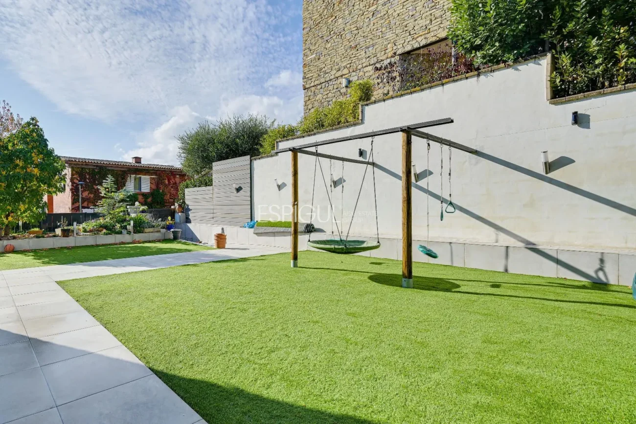 Preciosa casa en Palau – Girona