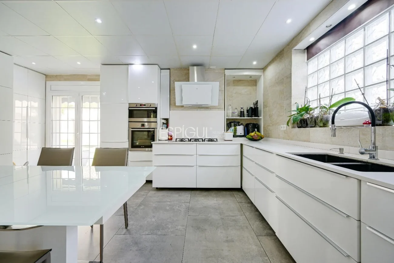 Preciosa casa en Palau – Girona