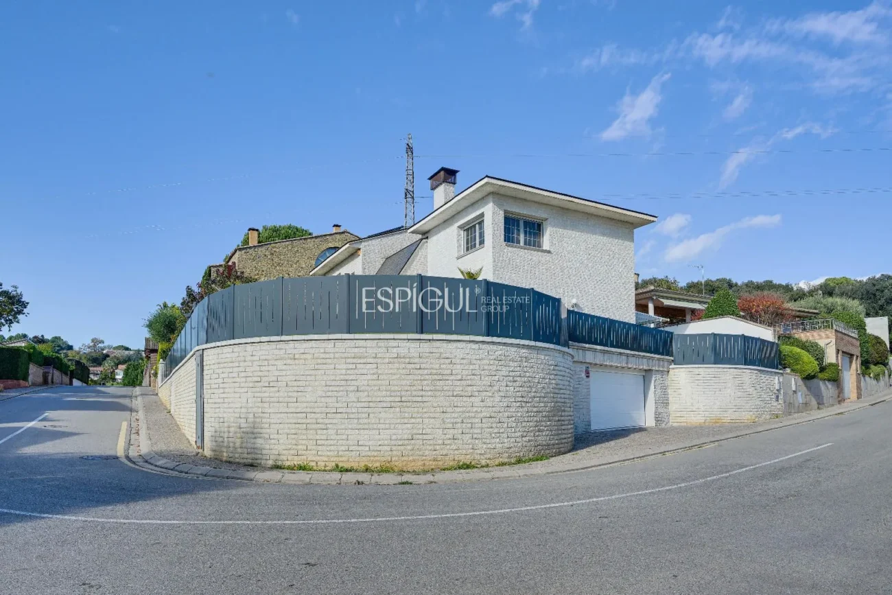 Preciosa casa en Palau – Girona