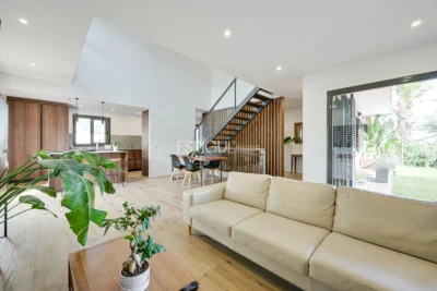 Preciosa casa independiente con piscina en Vallveric, Mataró