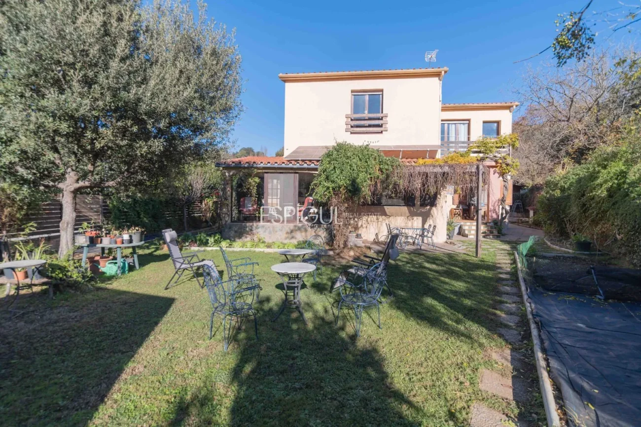 Preciosa casa rústica en Llorá