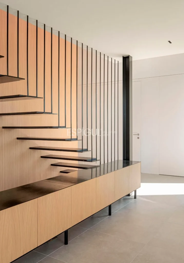 Residencia de diseño contemporáneo en Teià con piscina y jardín privado