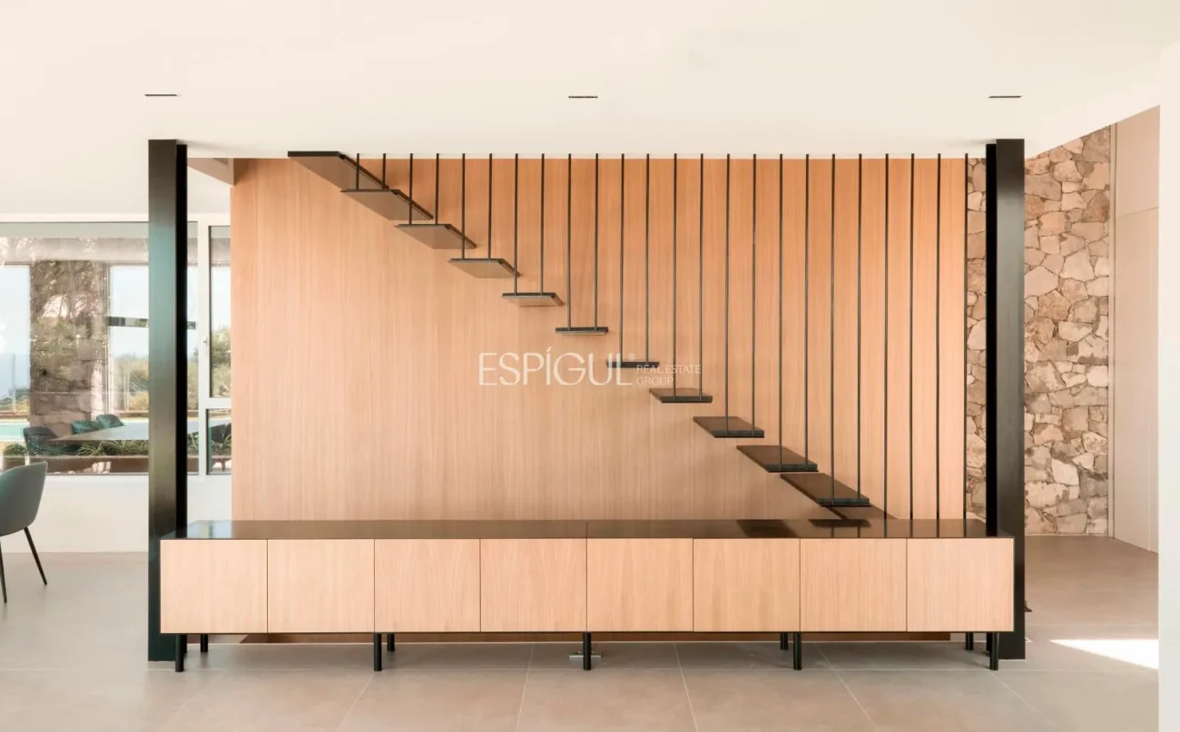 Residencia de diseño contemporáneo en Teià con piscina y jardín privado