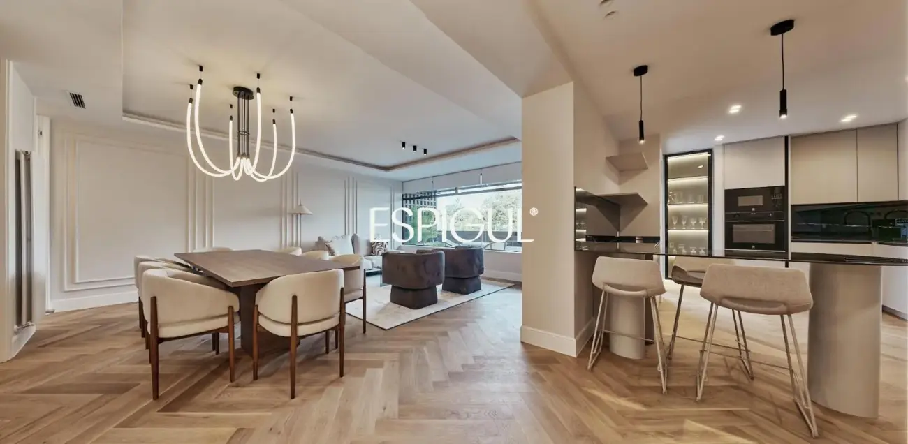 Изысканная квартира с террасой в Кастельяна, район Саламанка