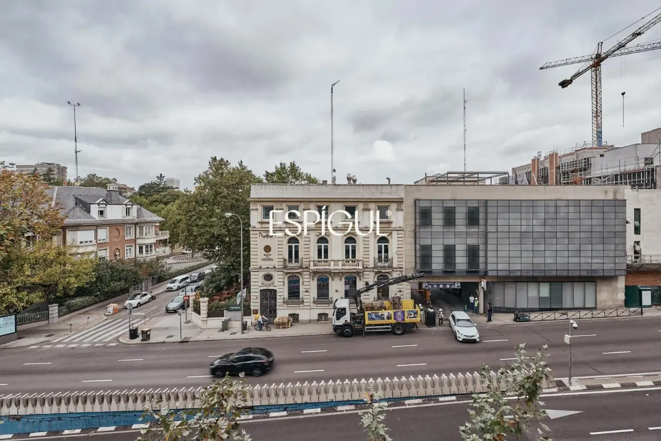 Изысканная квартира с террасой в Кастельяна, район Саламанка