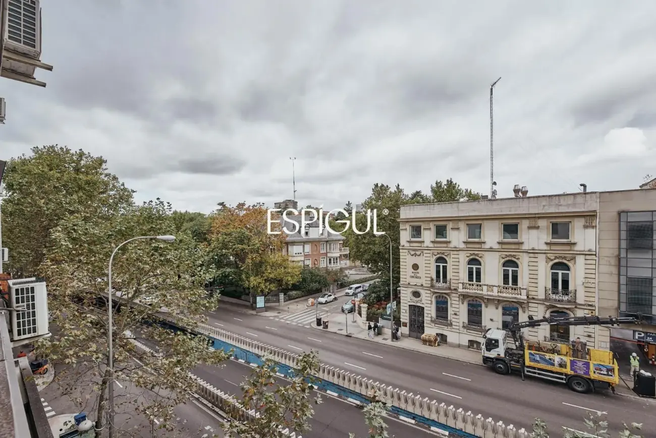 Изысканная квартира с террасой в Кастельяна, район Саламанка