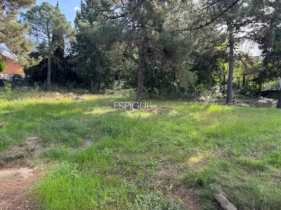 Terreno a la venta en Montjuic , Girona