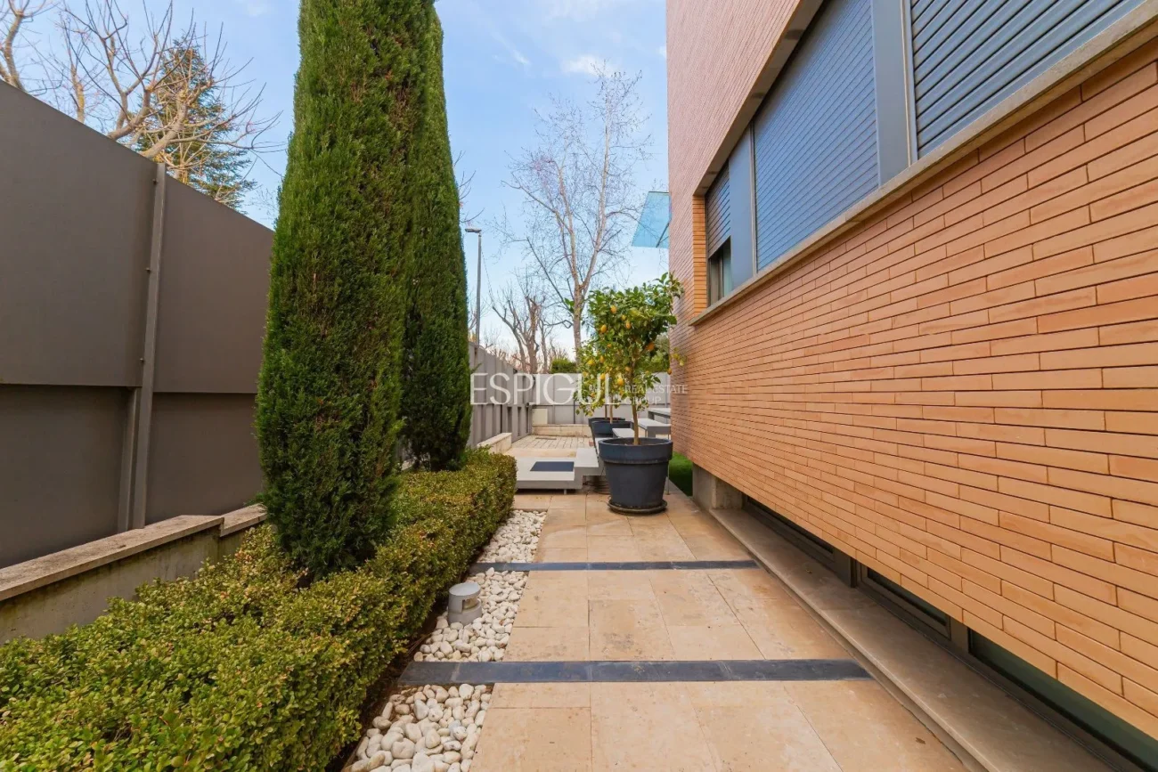 Unifamiliar de disseny a la zona Arxiu