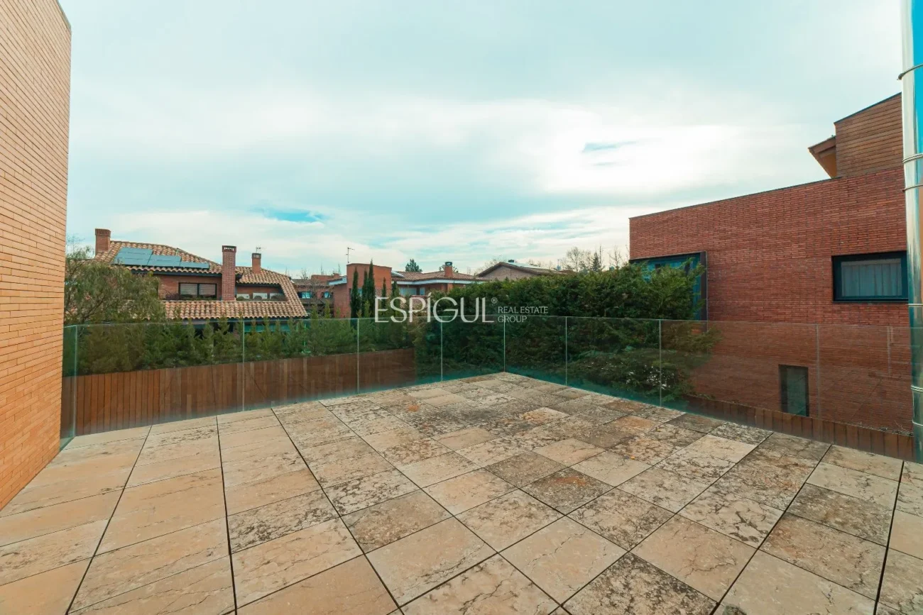 Unifamiliar de disseny a la zona Arxiu