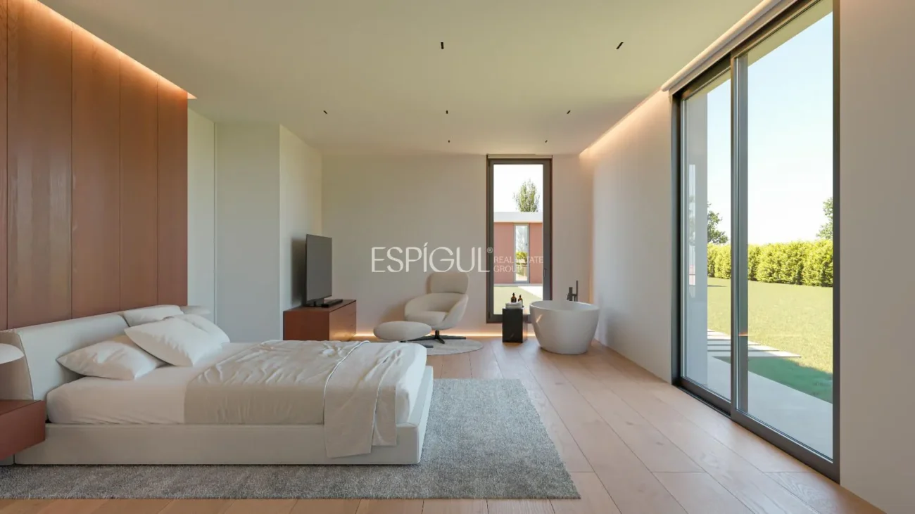 Villa d’obra nova en venda al Golf Masía Bach