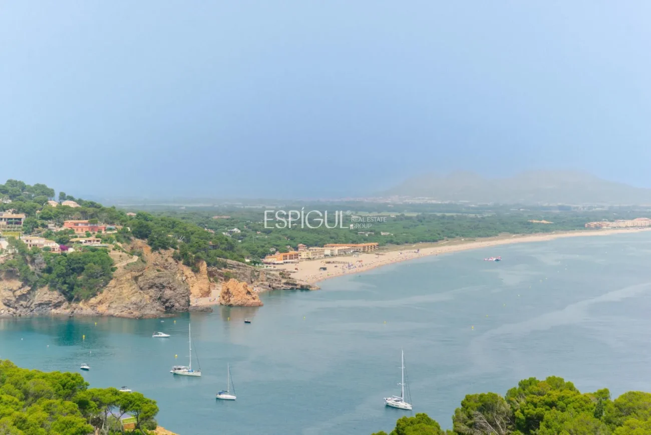 Villas de Lujo con Vistas al Mar en Begur