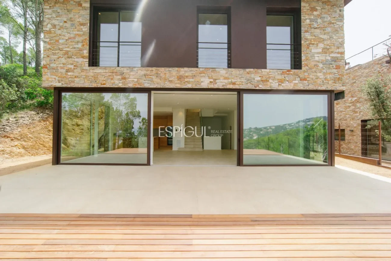 Villas de luxe avec vue sur la mer à Begur