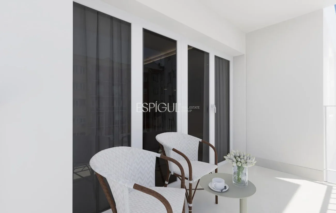 Vivienda exterior en Calle Principe de Asturias, Lista