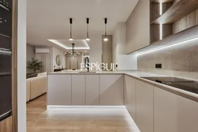 Vivienda exterior en Calle Principe de Asturias, Lista