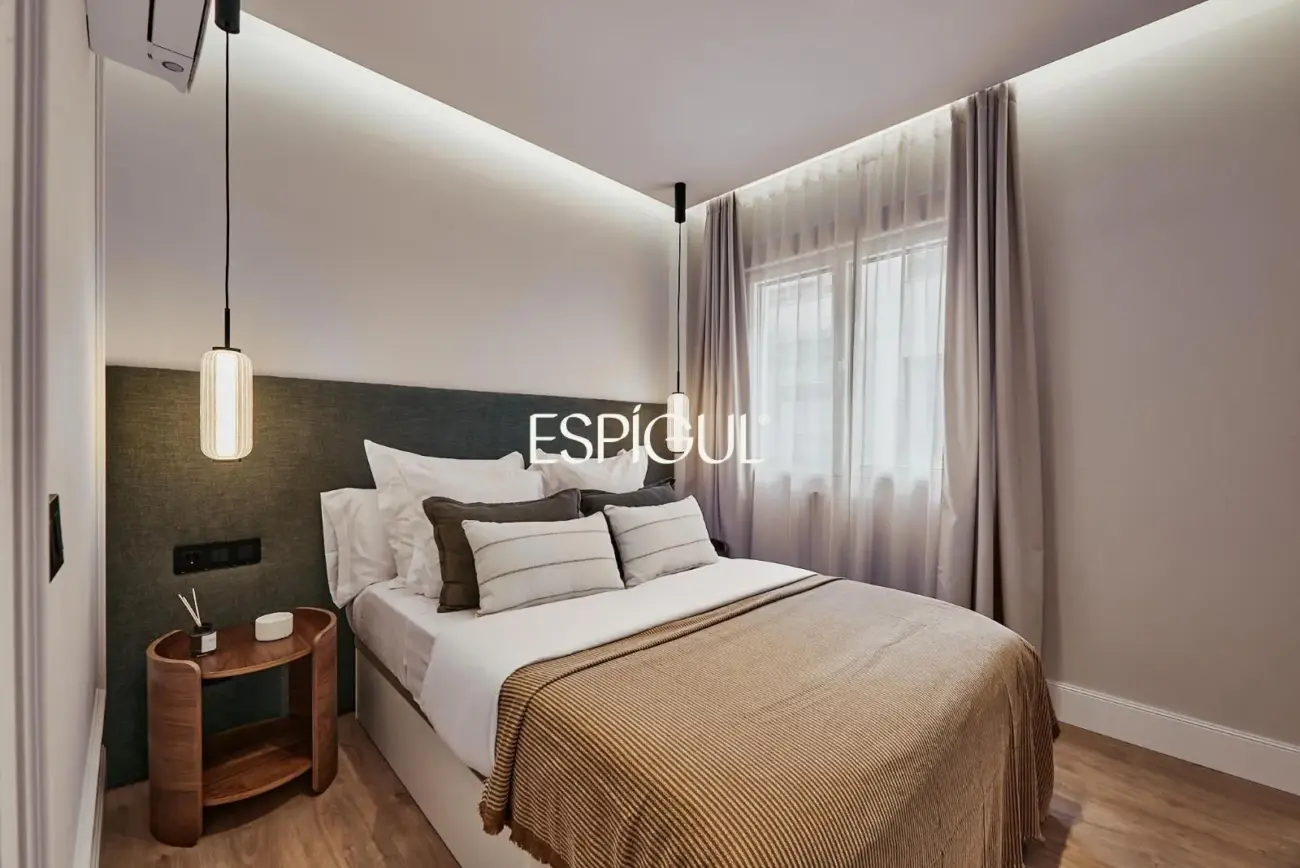 Vivienda exterior en Calle Principe de Asturias, Lista