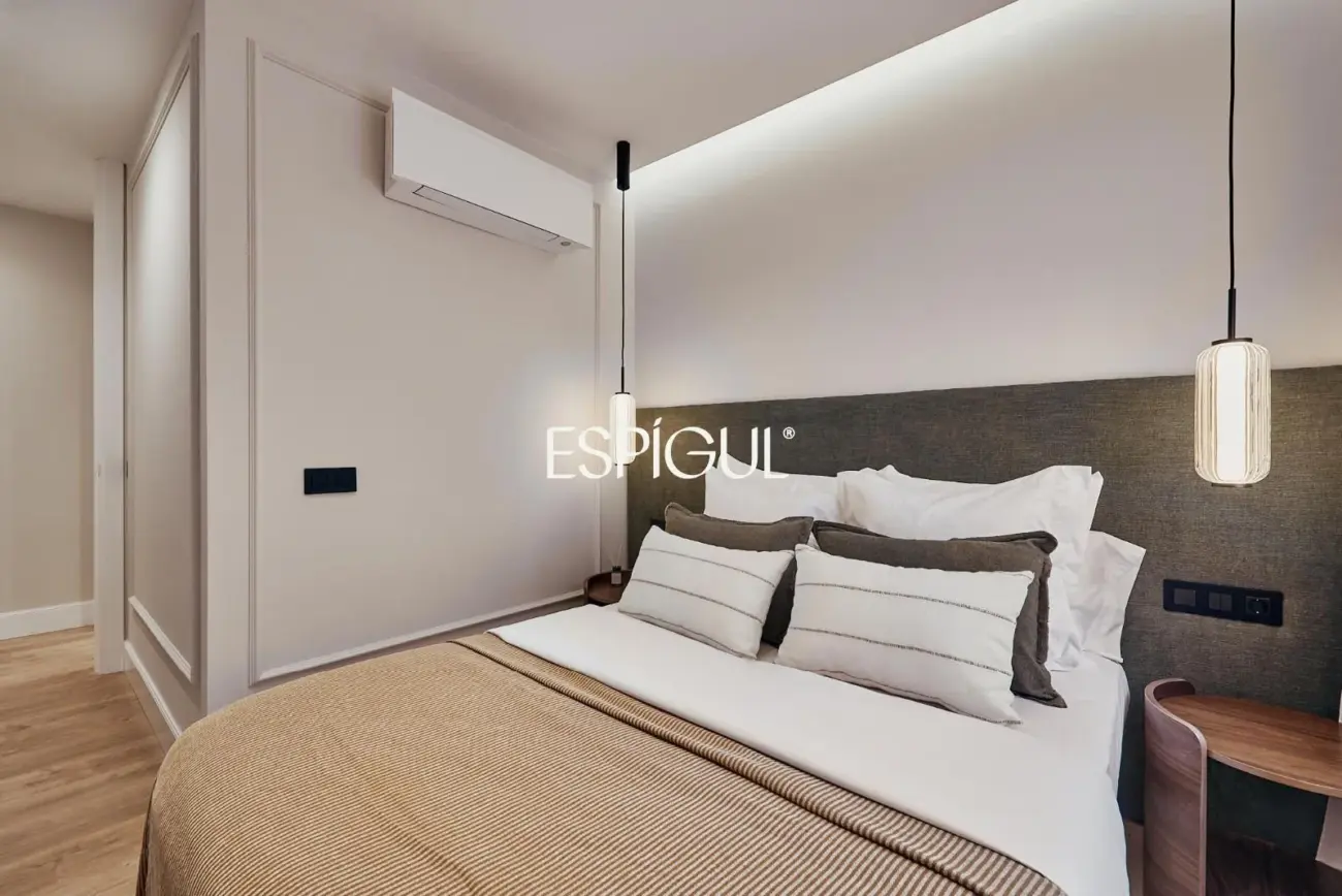 Vivienda exterior en Calle Principe de Asturias, Lista