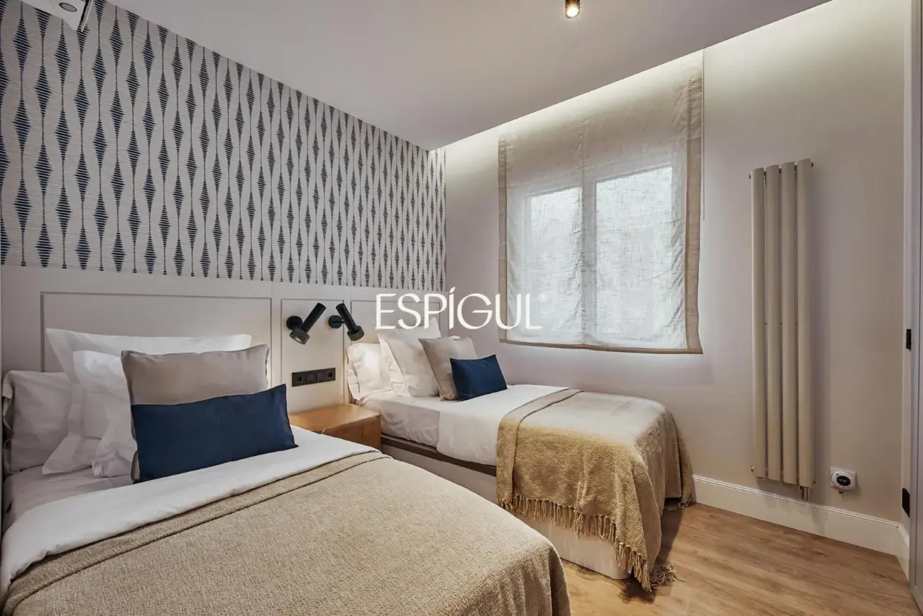 Vivienda exterior en Calle Principe de Asturias, Lista