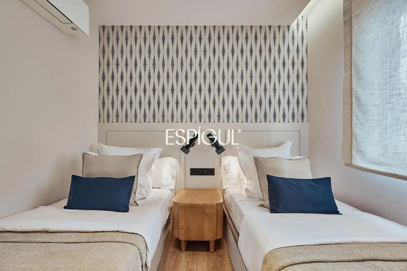 Vivienda exterior en Calle Principe de Asturias, Lista