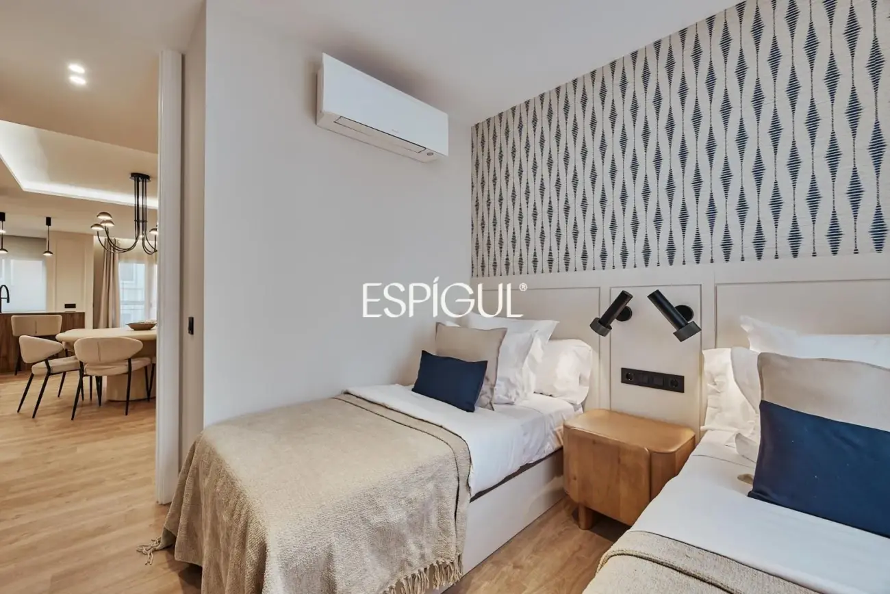 Vivienda exterior en Calle Principe de Asturias, Lista