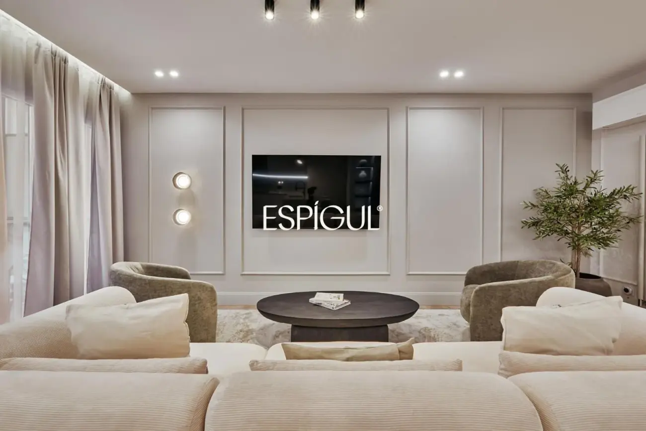 Vivienda exterior en Calle Principe de Asturias, Lista