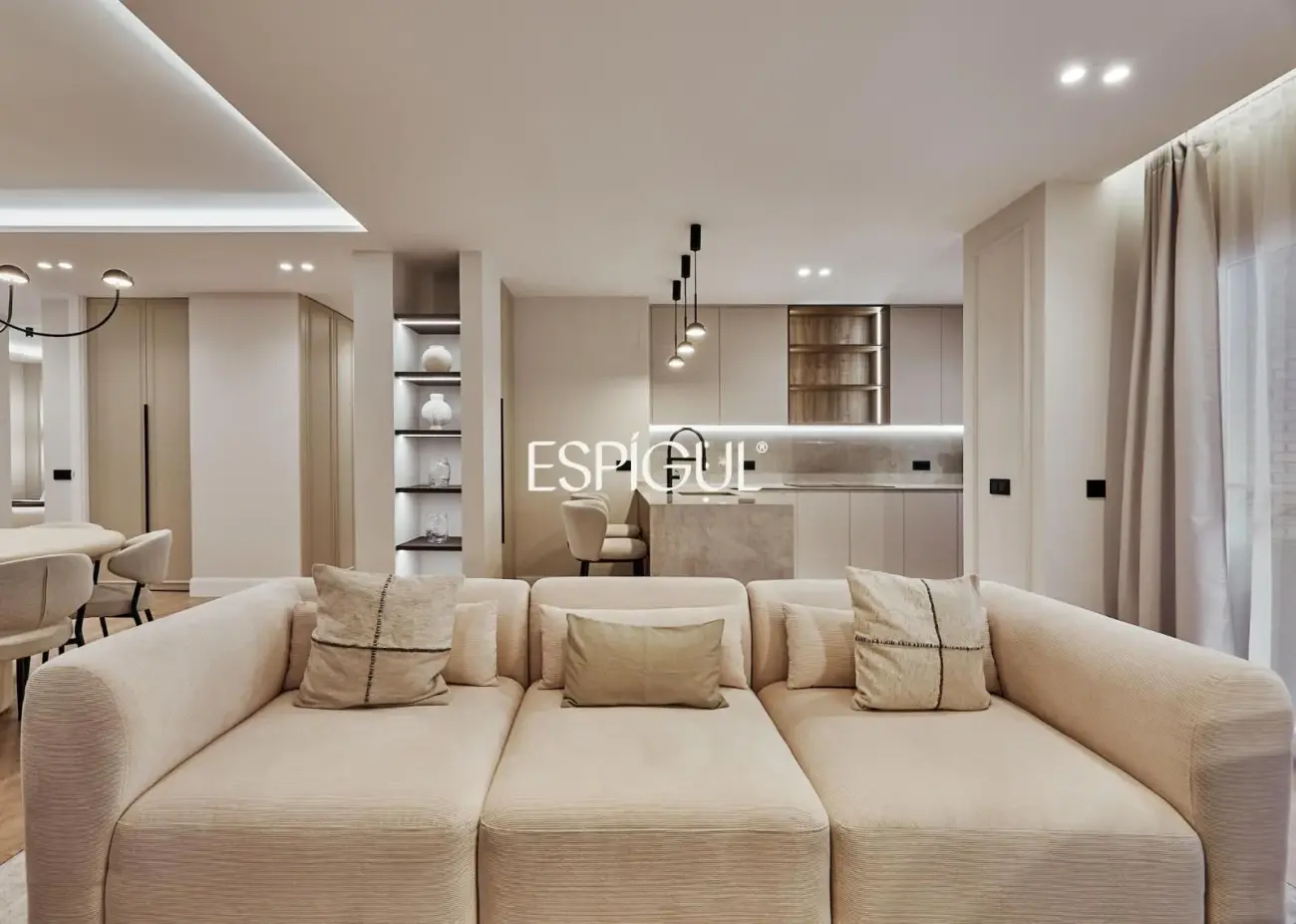 Vivienda exterior en Calle Principe de Asturias, Lista
