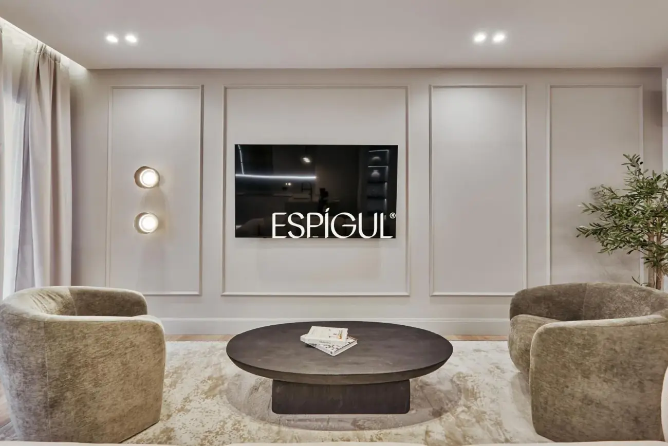 Vivienda exterior en Calle Principe de Asturias, Lista