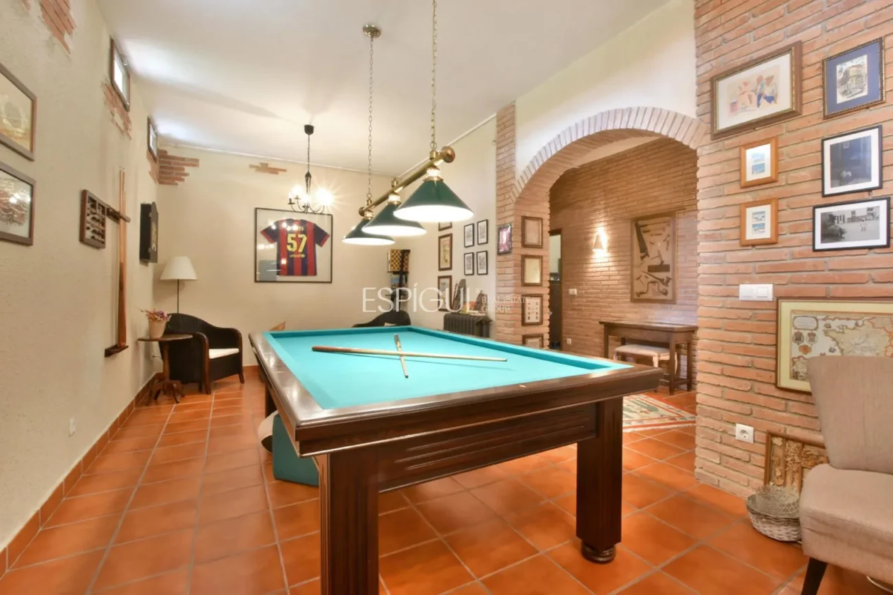 Двухквартирный дом с захватывающим видом в Сант-Бергер, Тейя