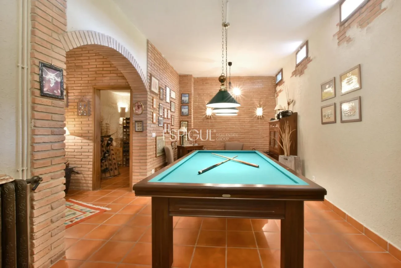 Двухквартирный дом с захватывающим видом в Сант-Бергер, Тейя